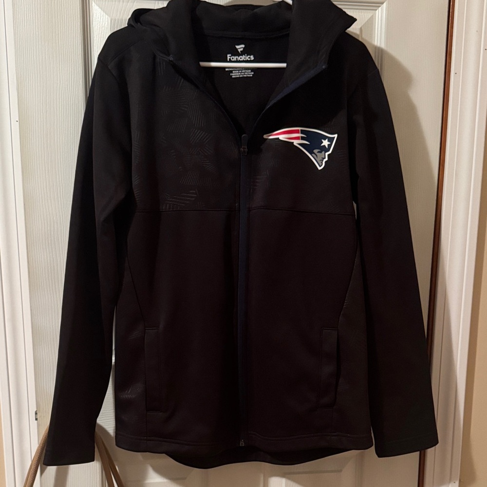 Patriots Fanatics Black Full-Zip Jacket with Team Logo Medium New